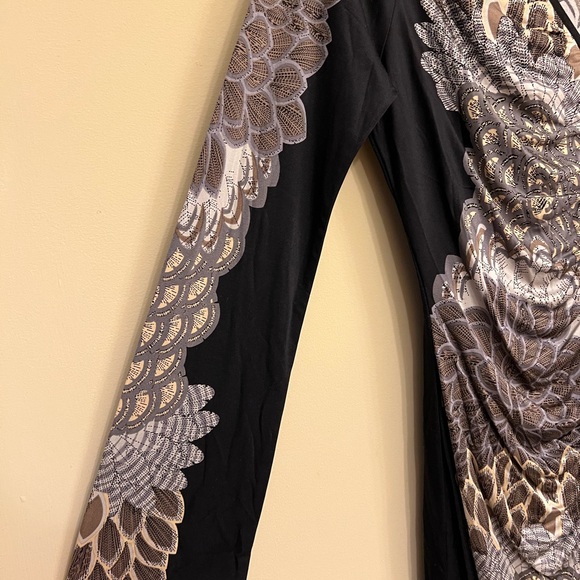 Hale Bob Silk gorgeous dress in beautiful condition. Size M, cocktail attire - Picture 7 of 8